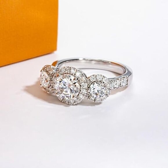 3 Stones Moissanite D Color VVS1 Clarity 925 Silver Wedding Ring - Picture 4 of 6